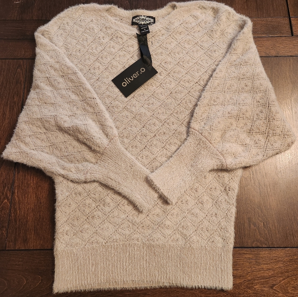 Women's Oliver O Cashmere Sweater in Light Grey NWT size Small Boat Sleeve